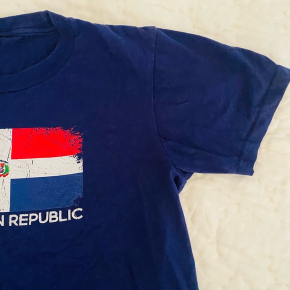 😊Blue “Dominican Republic” Flag Graphic T-Shirt SZ S - Picture 4 of 6